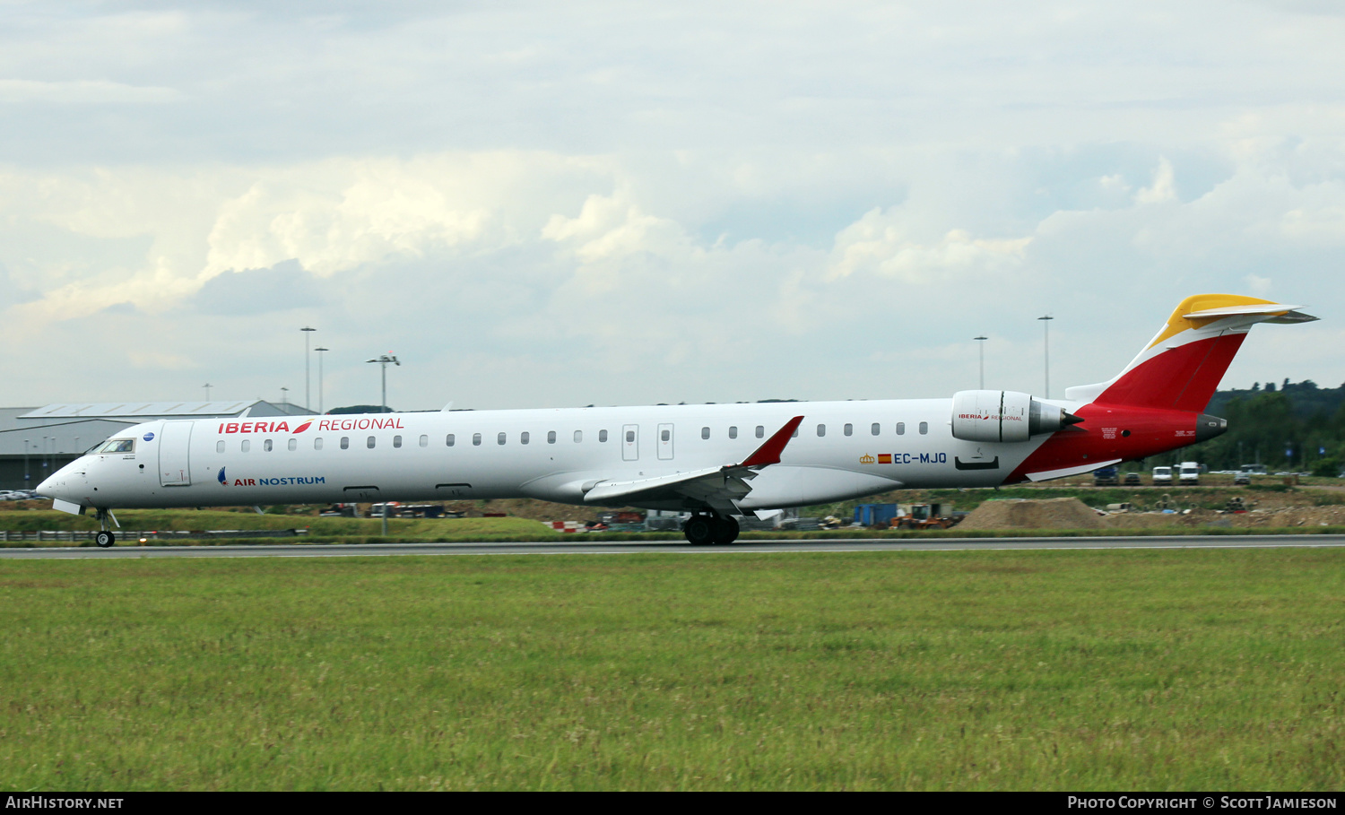 Aircraft Photo of EC-MJQ | Bombardier CRJ-1000ER NG (CL-600-2E25) | Iberia Regional | AirHistory.net #585384