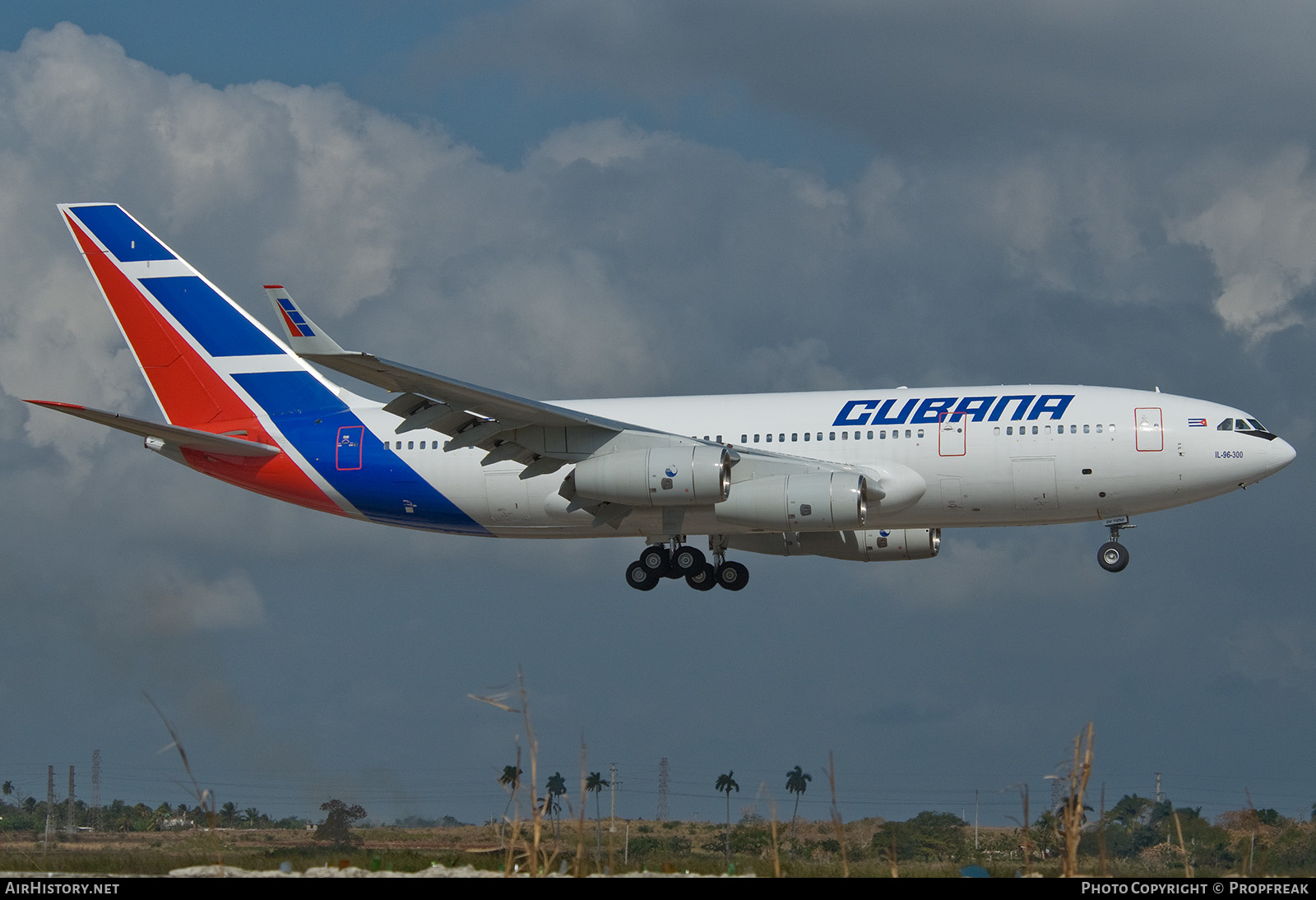 Aircraft Photo of CU-T1250 | Ilyushin Il-96-300 | Cubana | AirHistory.net #585403