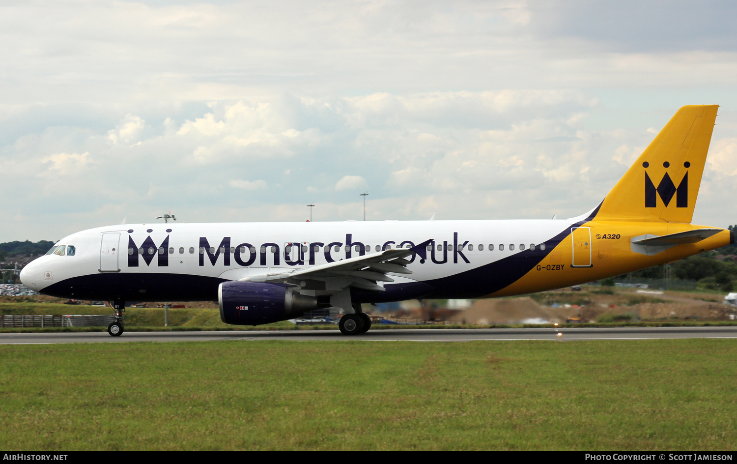 Aircraft Photo of G-OZBY | Airbus A320-214 | Monarch Airlines | AirHistory.net #585416