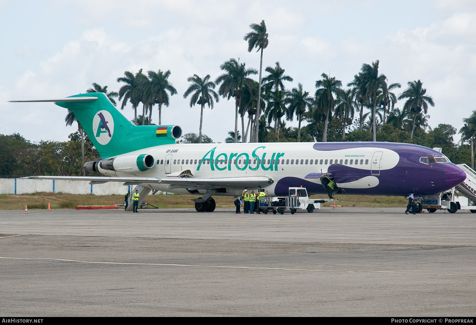 Aircraft Photo of CP-2498 | Boeing 727-223/Adv | AeroSur | AirHistory.net #585440