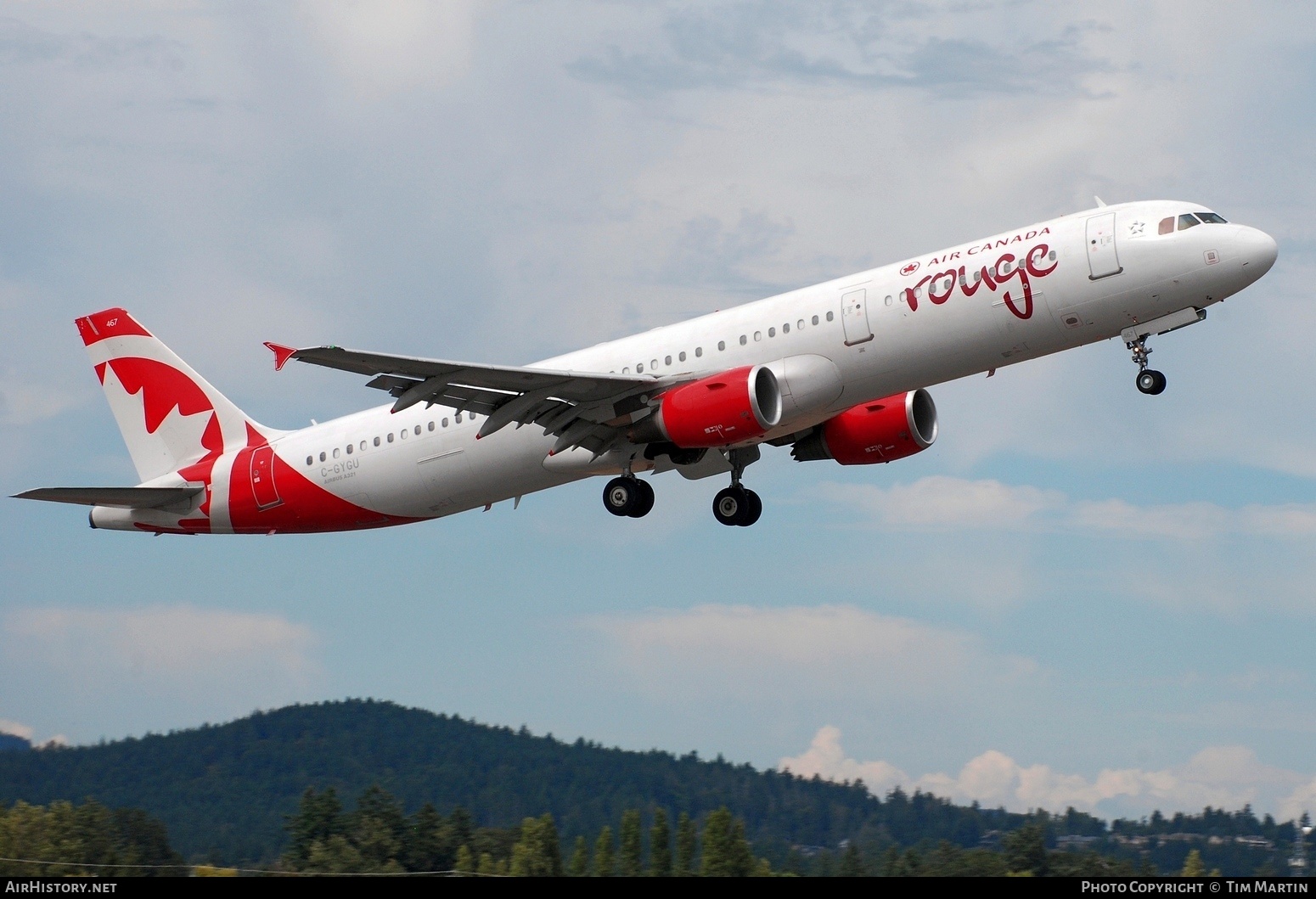 Aircraft Photo of C-GYGU | Airbus A321-211 | Air Canada Rouge | AirHistory.net #585486