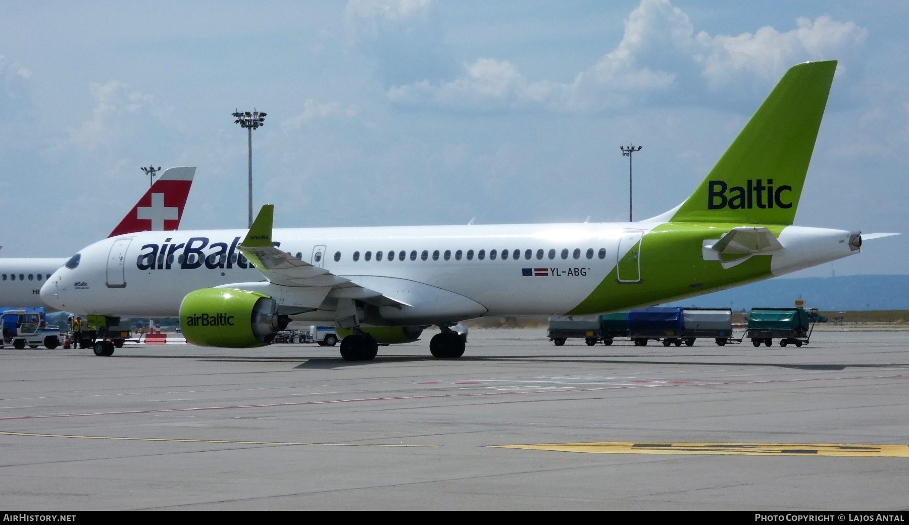 Aircraft Photo of YL-ABG | Airbus A220-371 (BD-500-1A11) | AirBaltic | AirHistory.net #585501