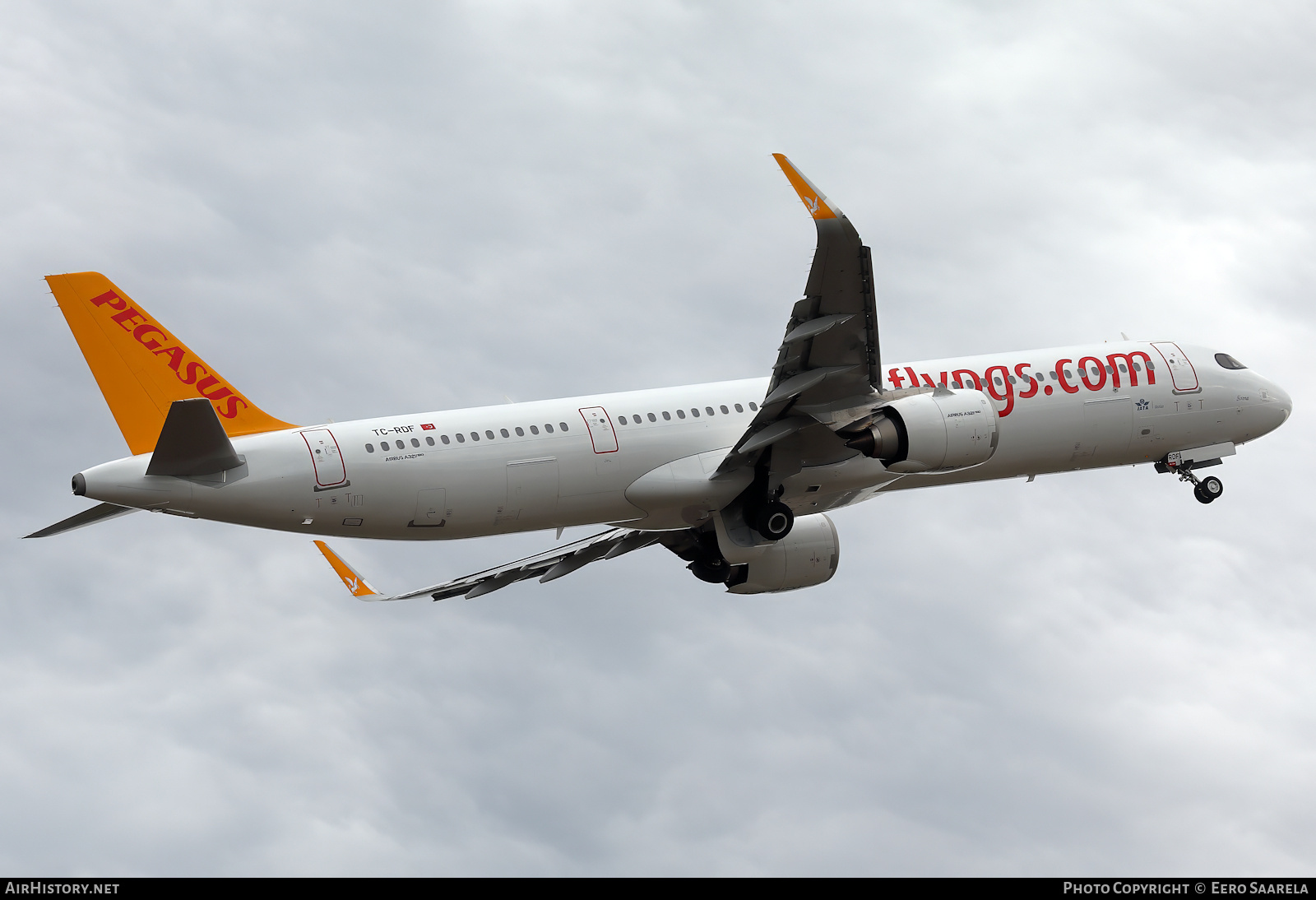 Aircraft Photo of TC-RDF | Airbus A321-251NX | Pegasus Airlines | AirHistory.net #585595