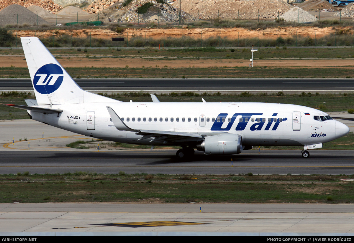 Aircraft Photo of VP-BXY | Boeing 737-524 | UTair | AirHistory.net #585630