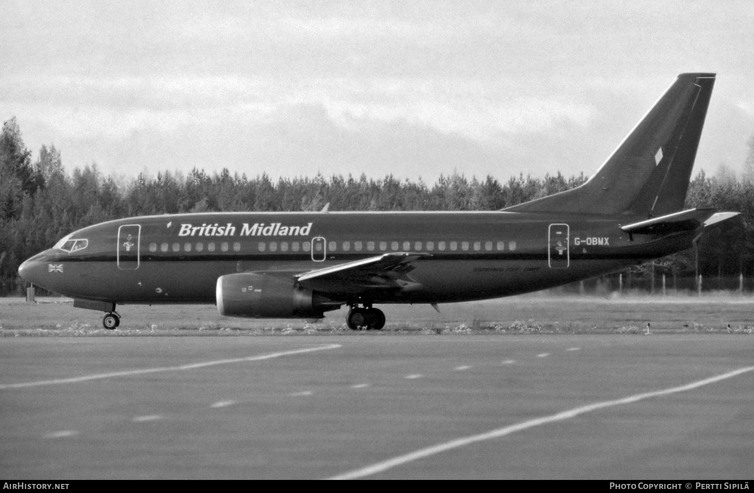 Aircraft Photo of G-OBMX | Boeing 737-59D | British Midland Airways - BMA | AirHistory.net #585644