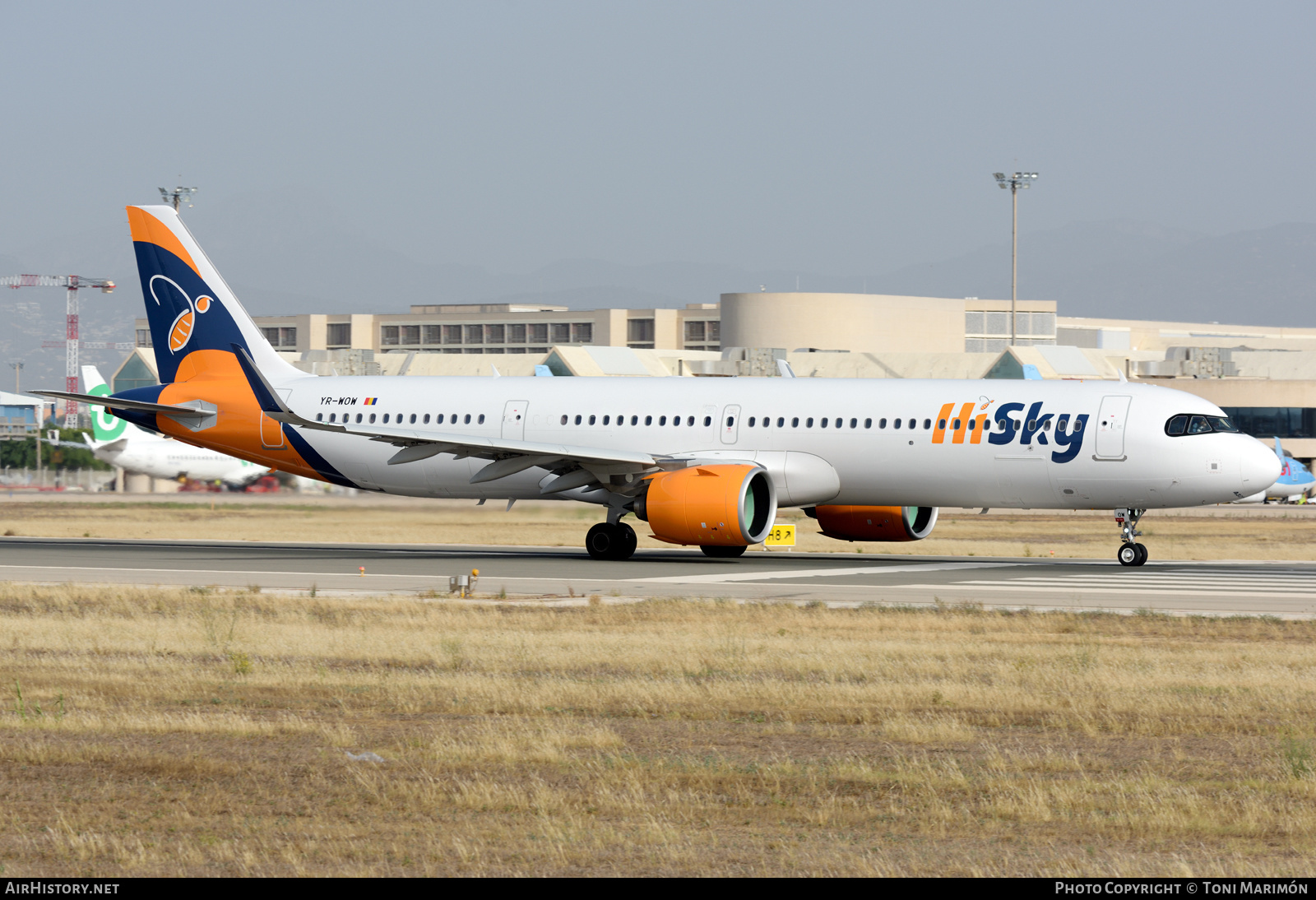 Aircraft Photo of YR-WOW | Airbus A321-271NX | HiSky | AirHistory.net #585662