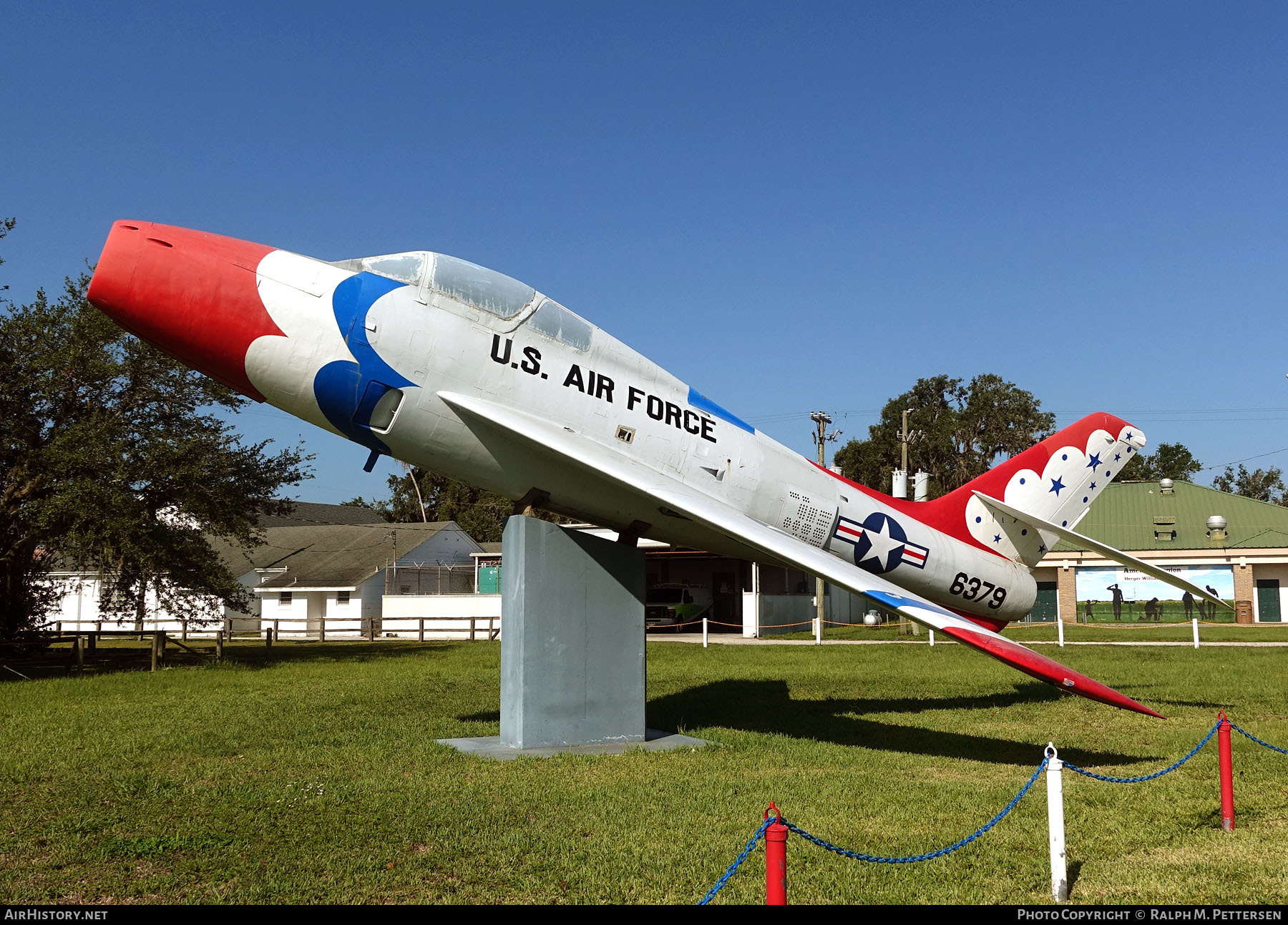 Aircraft Photo of 52-6379 | Republic F-84F Thunderstreak | USA - Air Force | AirHistory.net #585710