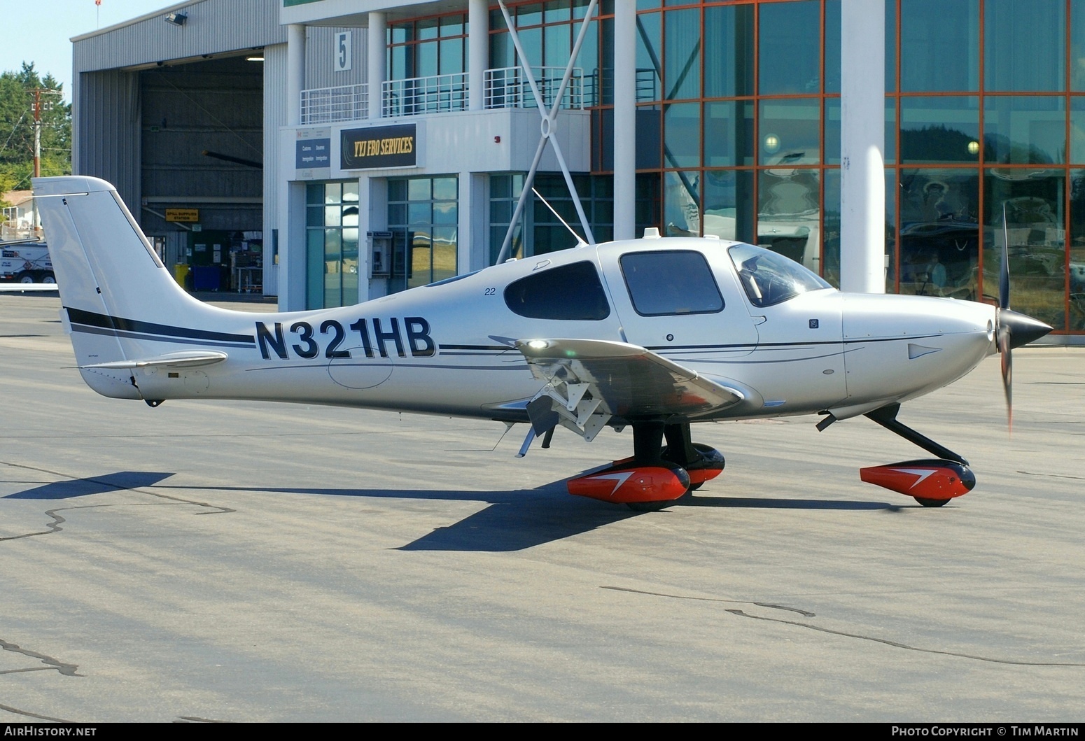 Aircraft Photo of N321HB | Cirrus SR-22 G5-GTS | AirHistory.net #585748