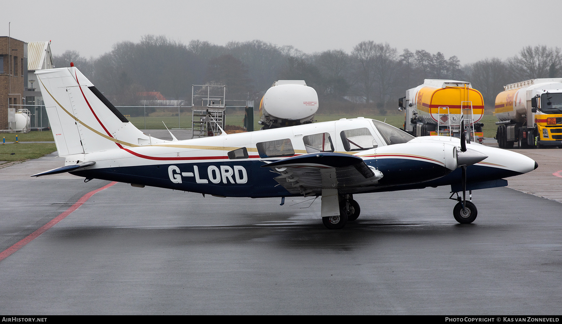 Aircraft Photo of G-LORD | Piper PA-34-200T Seneca II | AirHistory.net #585798