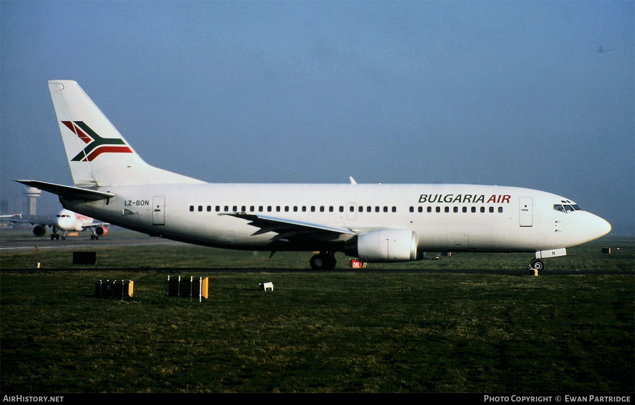 Aircraft Photo of LZ-BON | Boeing 737-31S | Bulgaria Air | AirHistory.net #585837