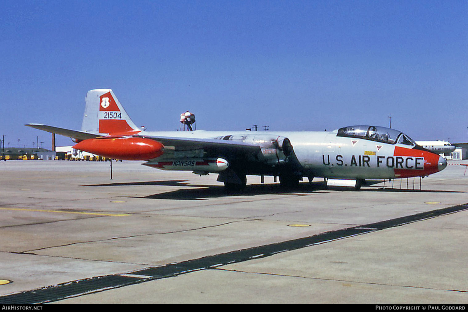 Aircraft Photo of 52-1504 / 21504 | Martin EB-57B Canberra | USA - Air Force | AirHistory.net #585870