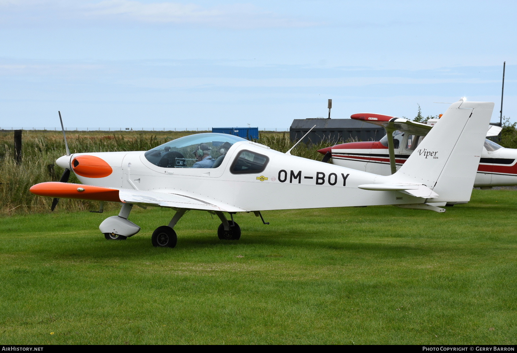 Aircraft Photo of OM-BOY | TomarkAero Viper SD4 | AirHistory.net #585936