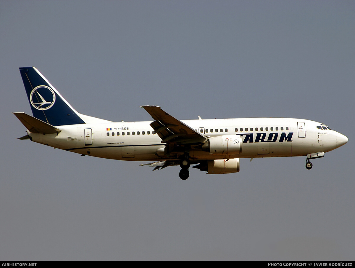 Aircraft Photo of YR-BGB | Boeing 737-38J | TAROM - Transporturile Aeriene Române | AirHistory.net #585990