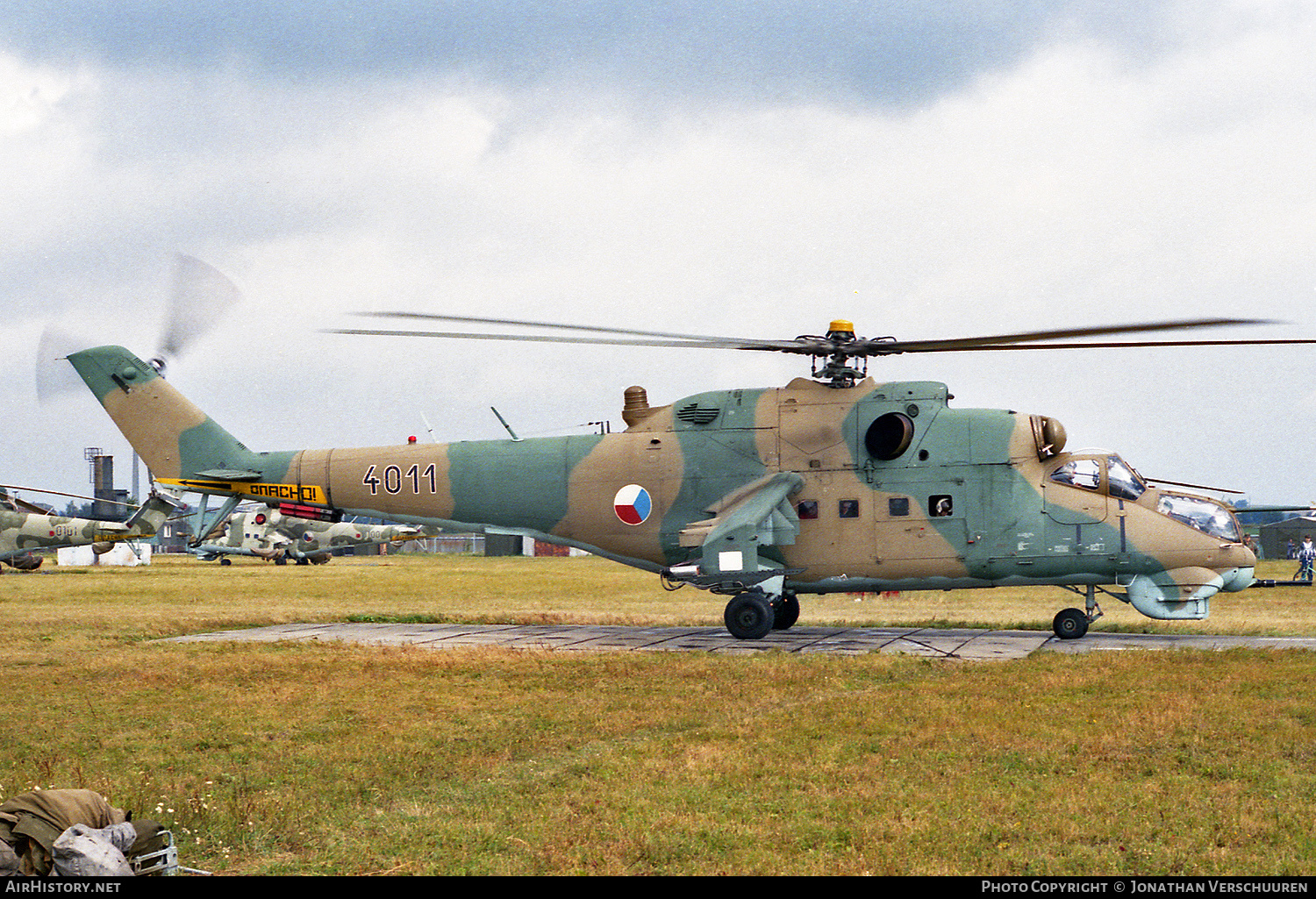 Aircraft Photo of 4011 | Mil Mi-24D | Czechoslovakia - Air Force | AirHistory.net #586000