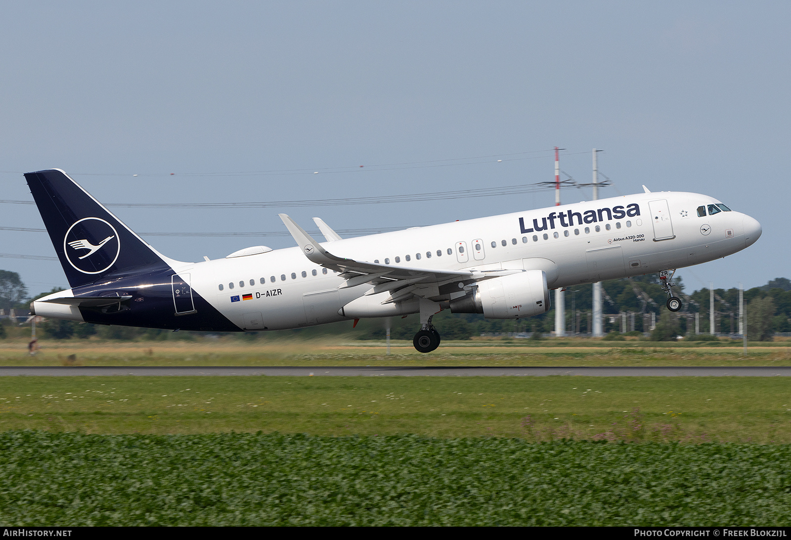 Aircraft Photo of D-AIZR | Airbus A320-214 | Lufthansa | AirHistory.net #586012