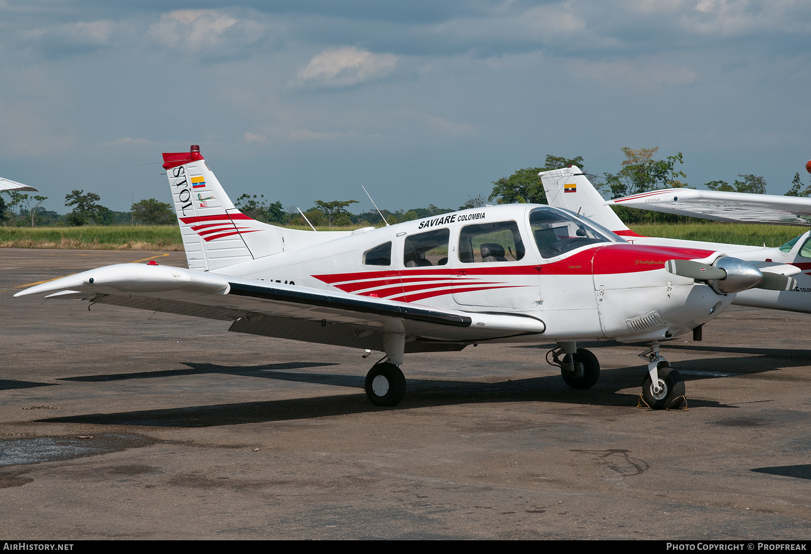 Aircraft Photo of HK-1548 | Piper PA-28-235 Cherokee Pathfinder | Saviare - Servicios Aéreos del Guaviare | AirHistory.net #586129