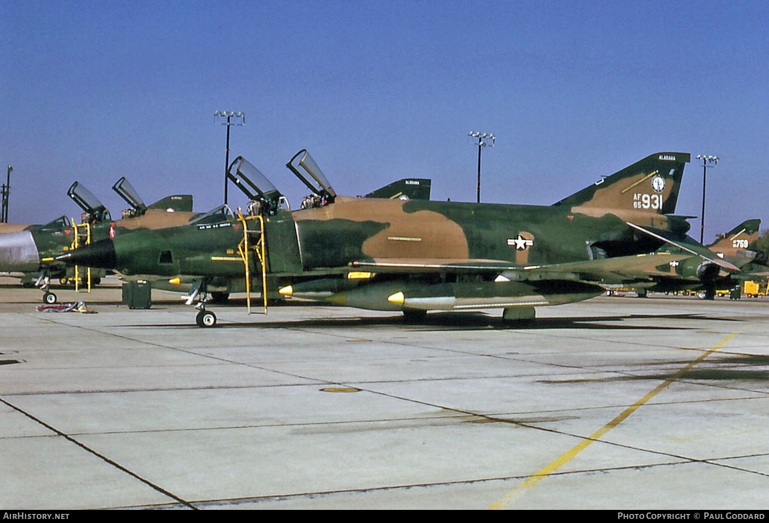Aircraft Photo of 65-0931 / AF65-931 | McDonnell Douglas RF-4C Phantom II | USA - Air Force | AirHistory.net #586142