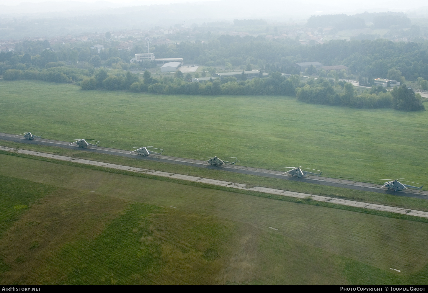 Airport photo of Banja Luka - Zalužani (LQBZ) in Bosnia and Herzegovina | AirHistory.net #586148