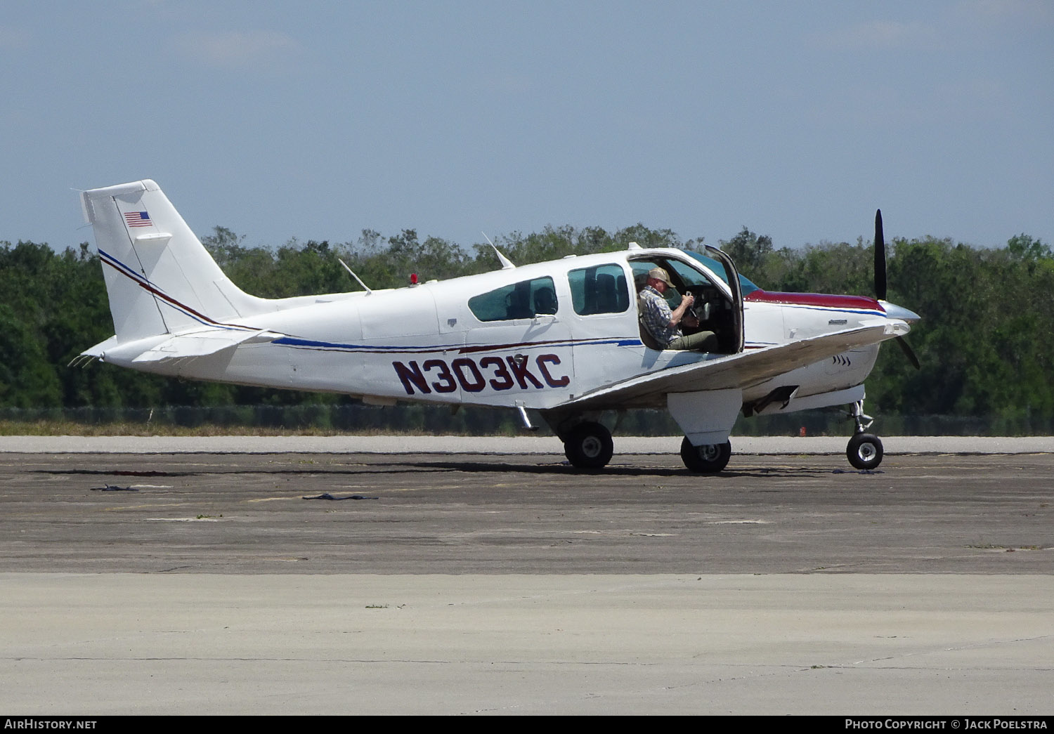 Aircraft Photo of N303KC | Beech F33A Bonanza | AirHistory.net #586231