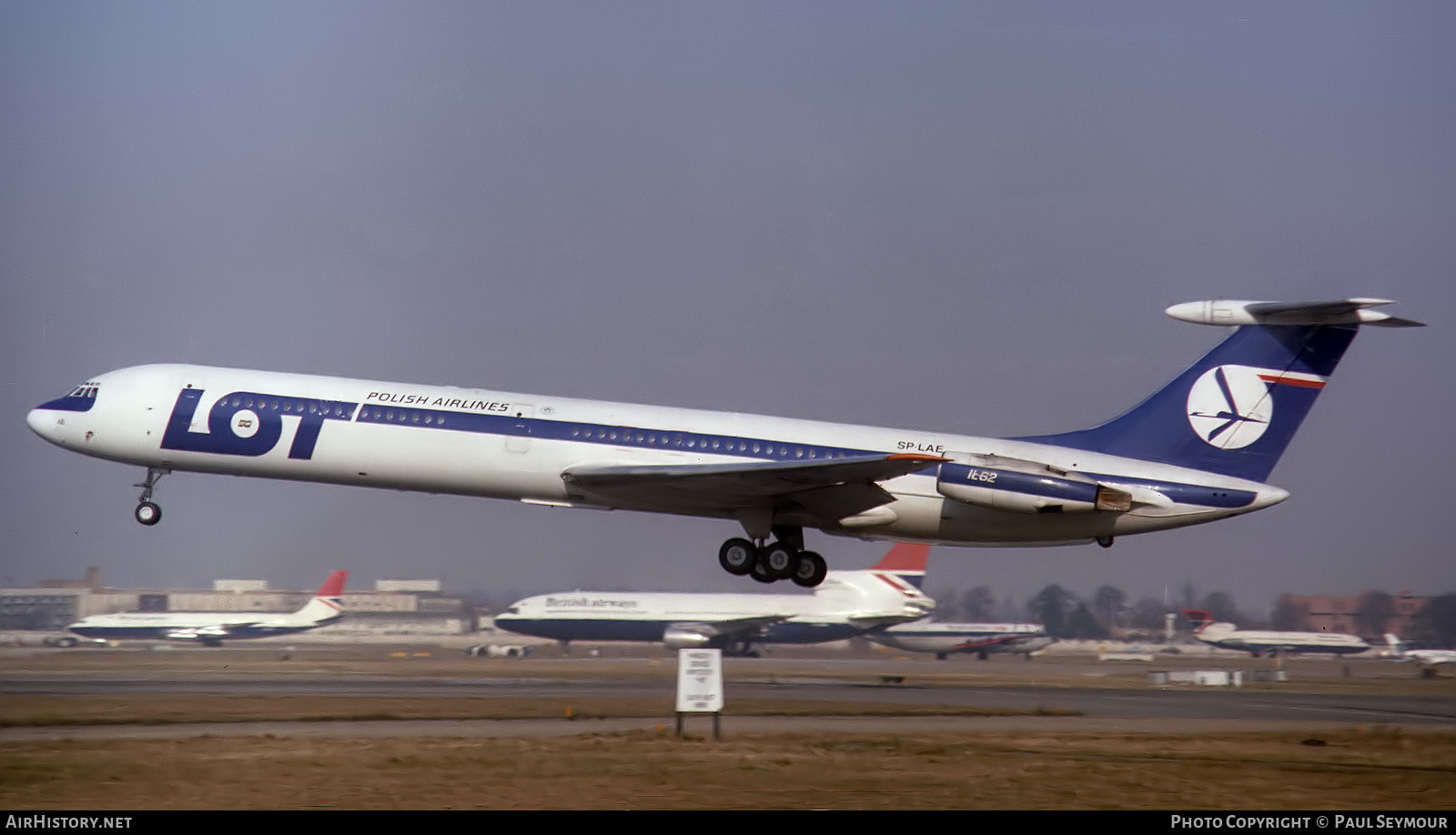 Aircraft Photo of SP-LAE | Ilyushin Il-62 | LOT Polish Airlines - Polskie Linie Lotnicze | AirHistory.net #586243