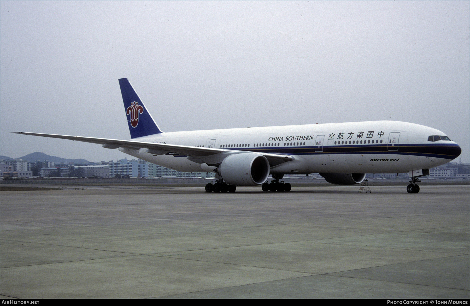 Aircraft Photo of B-2052 | Boeing 777-21B/ER | China Southern Airlines | AirHistory.net #586312