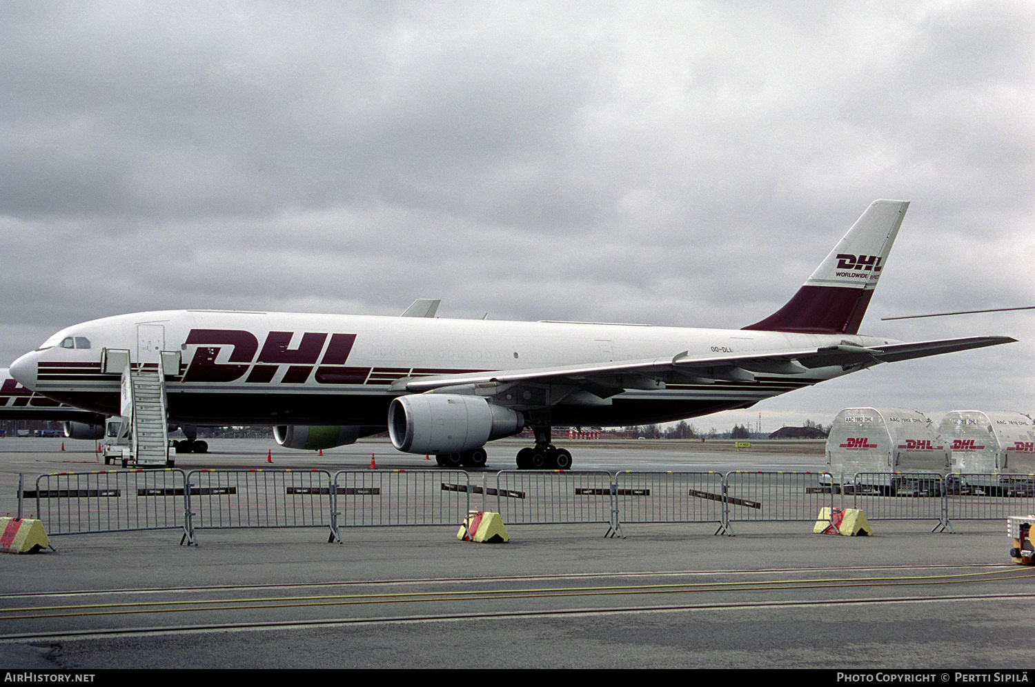 Aircraft Photo of OO-DLL | Airbus A300B4-203(F) | DHL International | AirHistory.net #586356