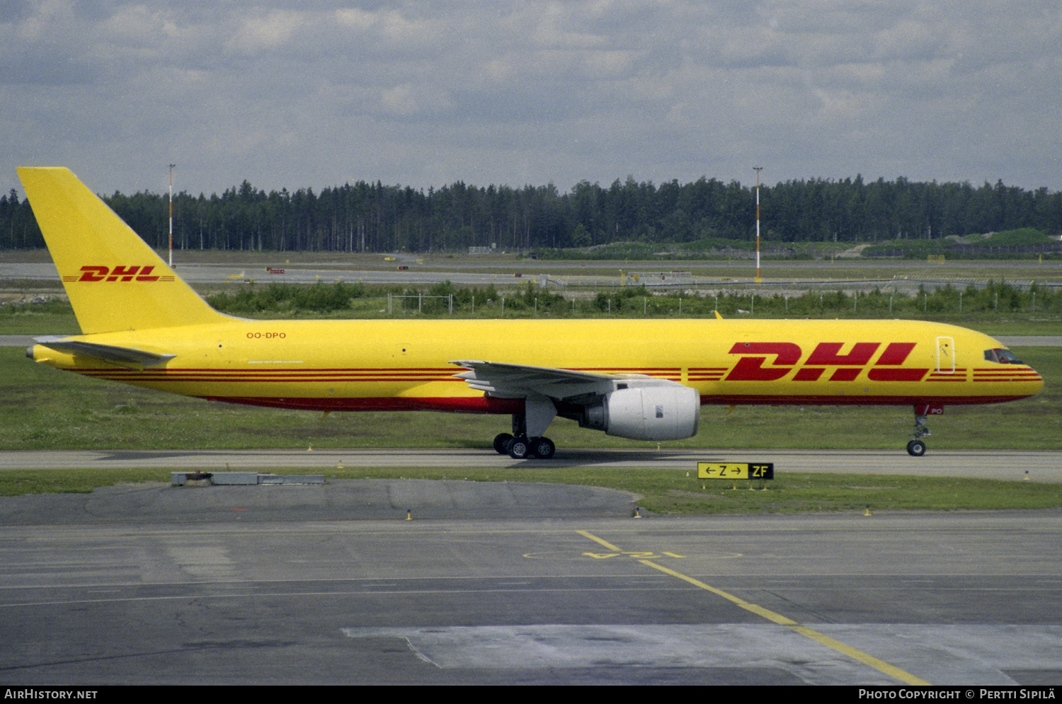 Aircraft Photo of OO-DPO | Boeing 757-236/SF | DHL International | AirHistory.net #586388