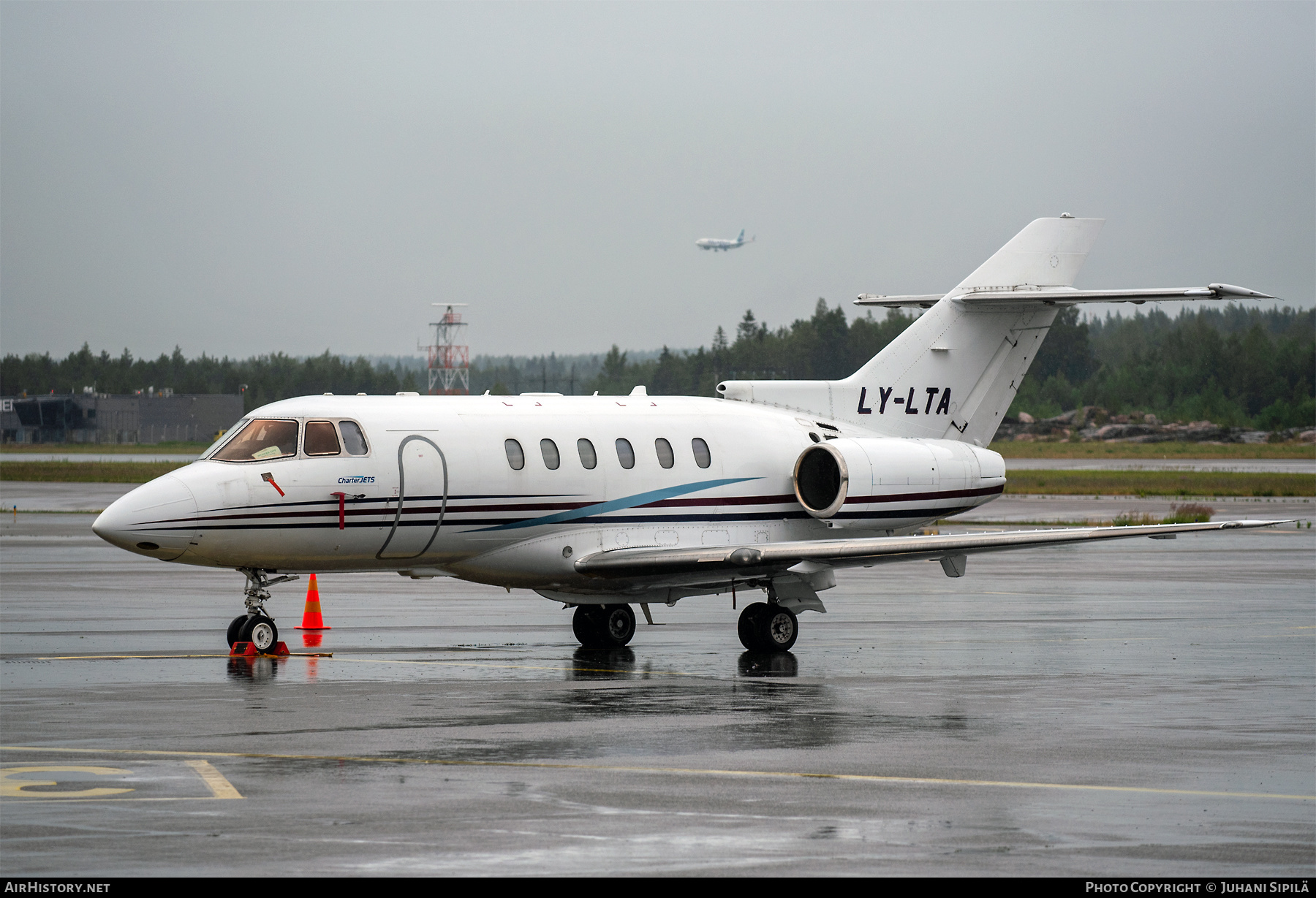 Aircraft Photo of LY-LTA | Raytheon Hawker 800XPi | Charter Jets | AirHistory.net #586680