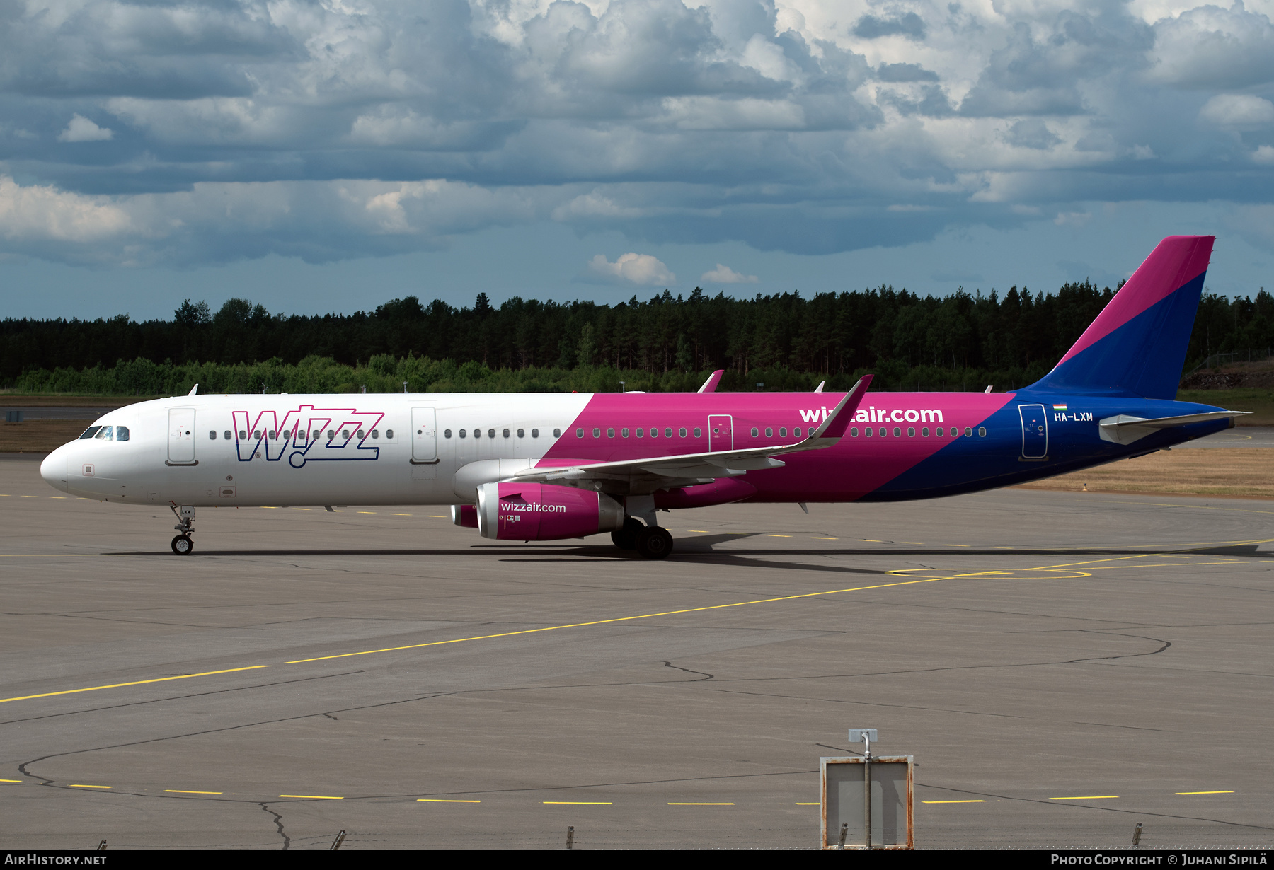 Aircraft Photo of HA-LXM | Airbus A321-231 | Wizz Air | AirHistory.net #586693