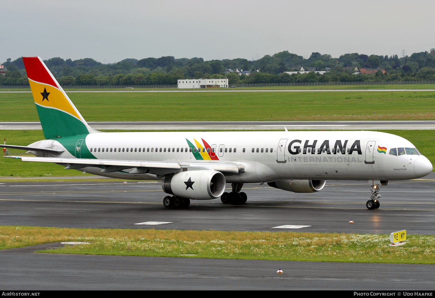 Aircraft Photo of G-STRZ | Boeing 757-258 | Ghana International Airlines | AirHistory.net #586741