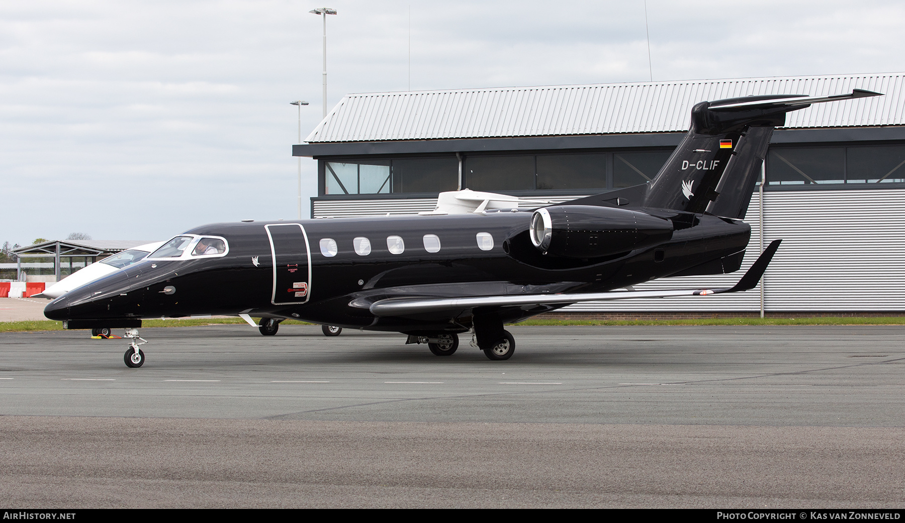 Aircraft Photo of D-CLIF | Embraer EMB-505 Phenom 300 | AirHistory.net #586812