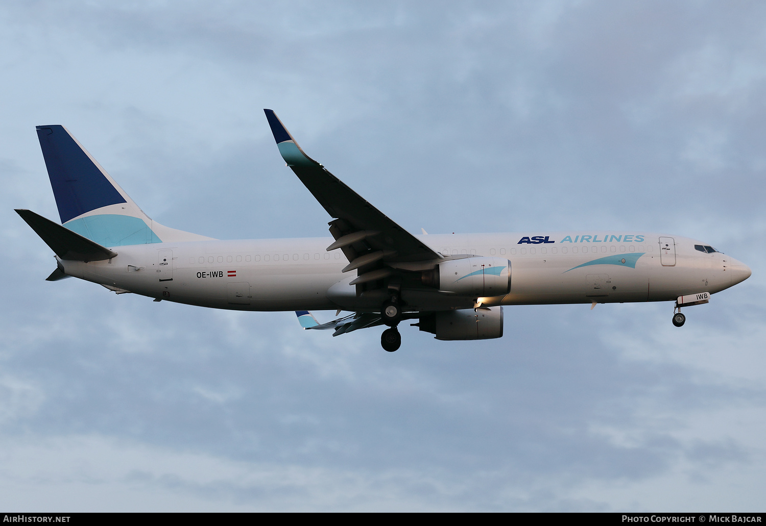 Aircraft Photo of OE-IWB | Boeing 737-8AS(BCF) | ASL Airlines | AirHistory.net #586835