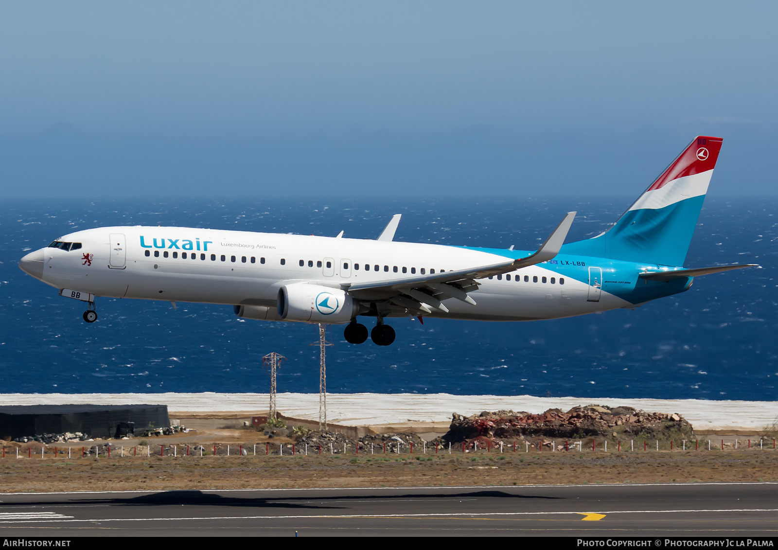 Aircraft Photo of LX-LBB | Boeing 737-86J | Luxair | AirHistory.net #586859