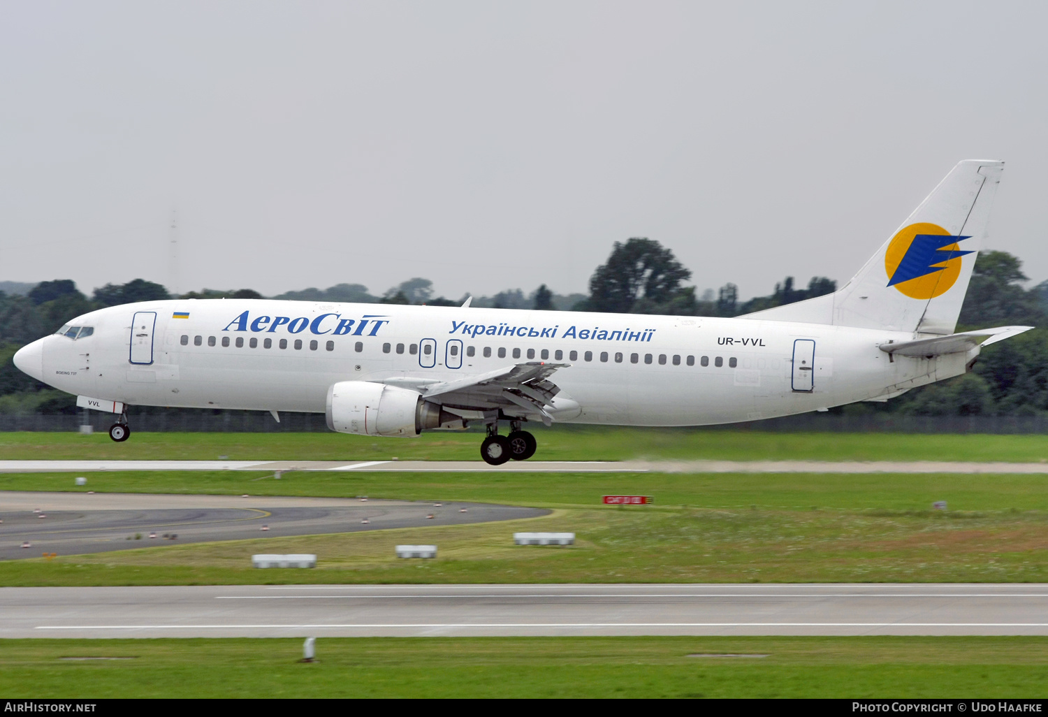 Aircraft Photo of UR-VVL | Boeing 737-448 | AeroSvit Ukrainian Airlines | AirHistory.net #586988