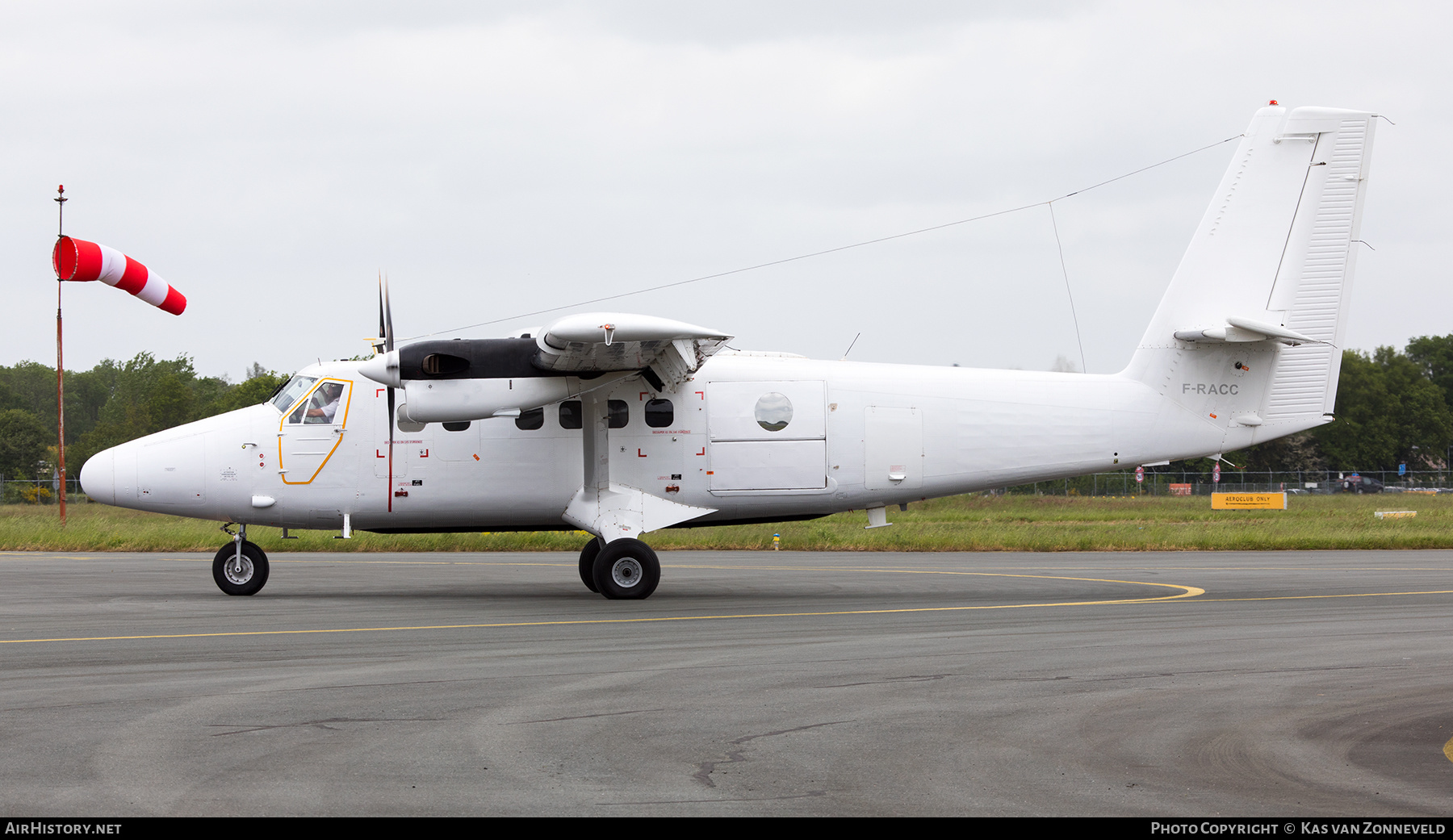 Aircraft Photo of 292 | De Havilland Canada DHC-6-300 Twin Otter | AirHistory.net #587105