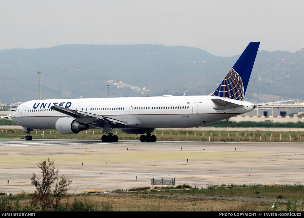 Aircraft Photo of N76064 | Boeing 767-424/ER | United Airlines | AirHistory.net #587166