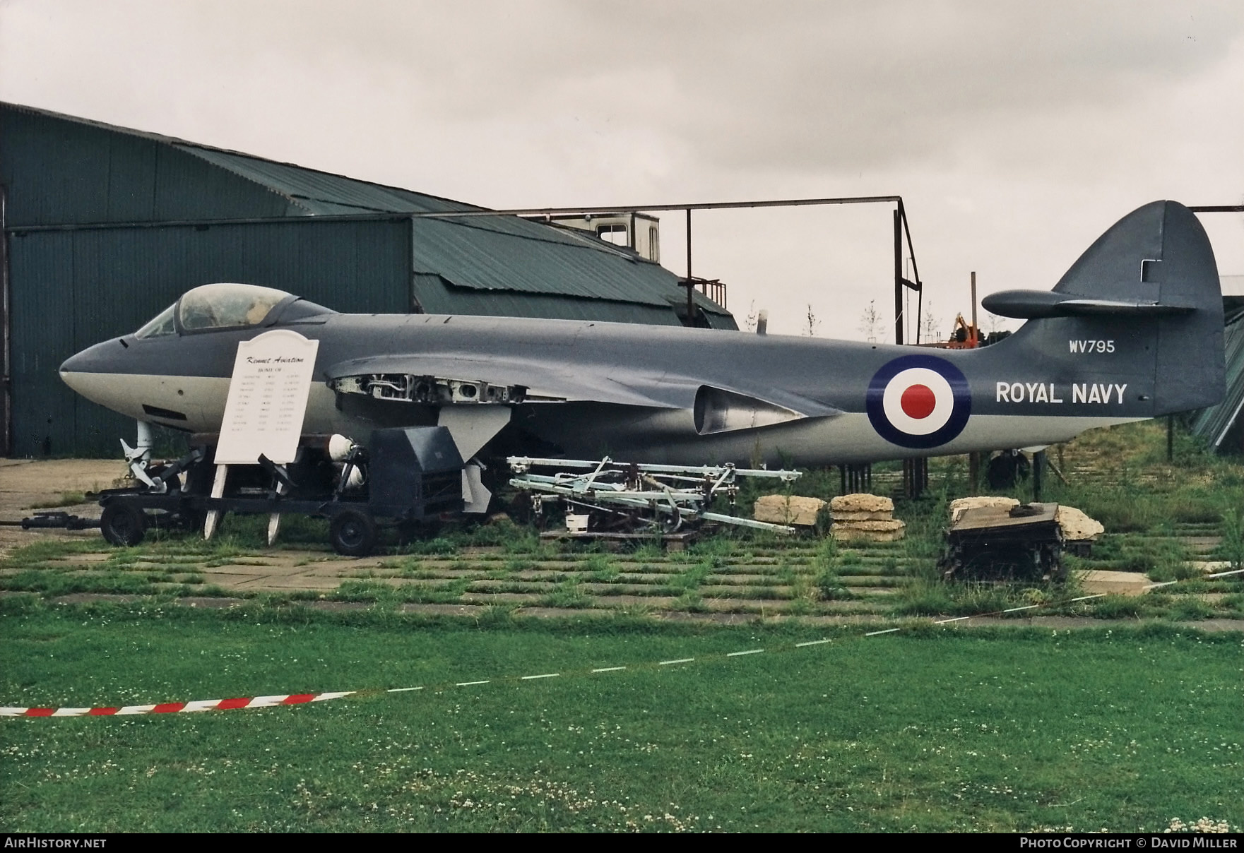 Aircraft Photo of WV795 | Hawker Sea Hawk FGA6 | UK - Navy | AirHistory.net #587182