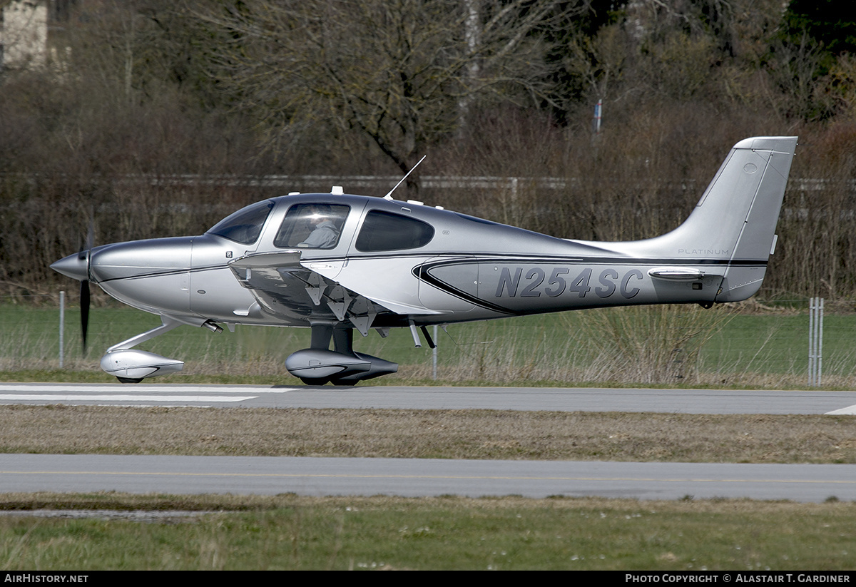 Aircraft Photo of N254SC | Cirrus SR-22 G6-GTS Platinum | AirHistory.net #587184