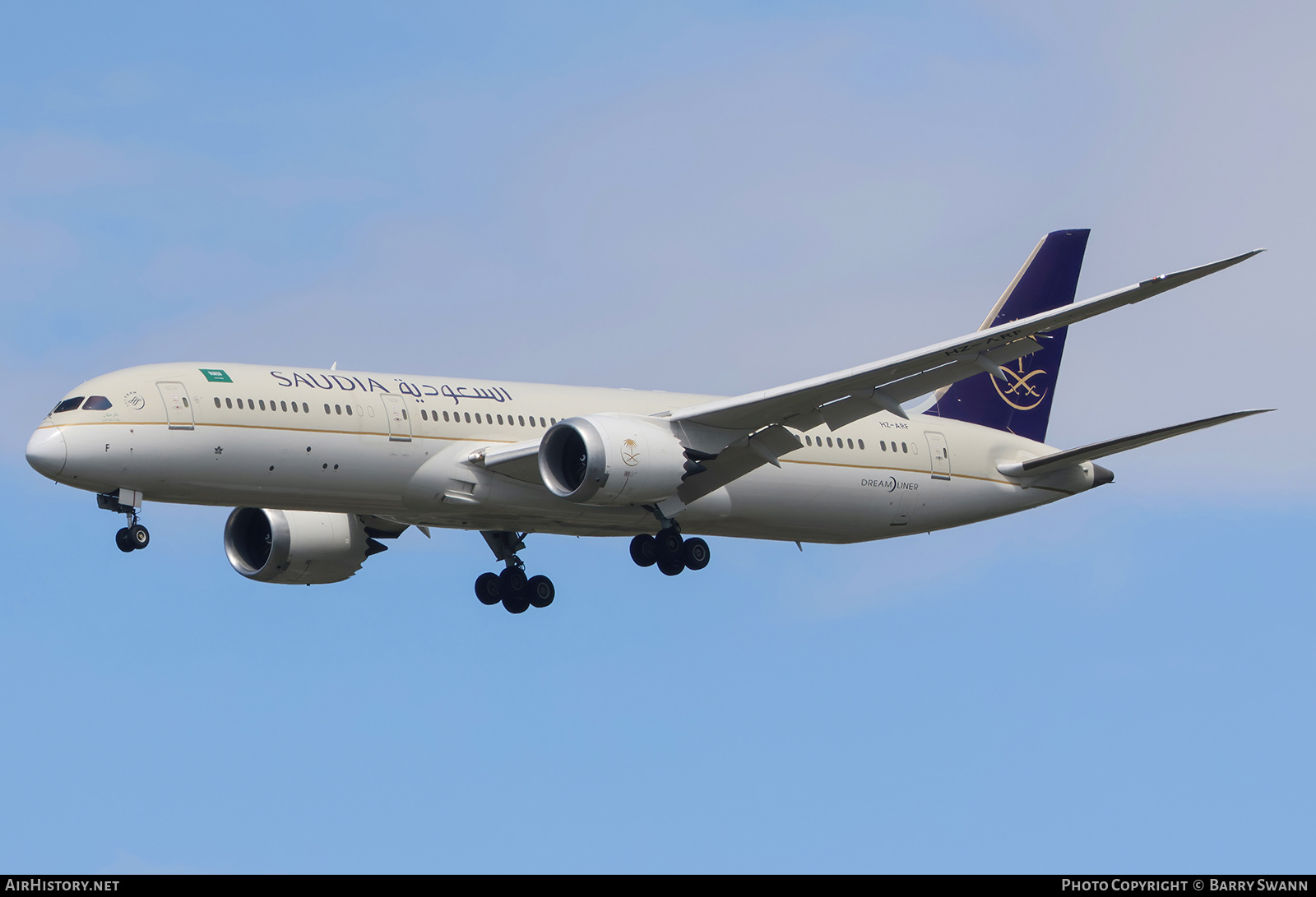 Aircraft Photo of HZ-ARF | Boeing 787-9 Dreamliner | Saudia - Saudi Arabian Airlines | AirHistory.net #587331