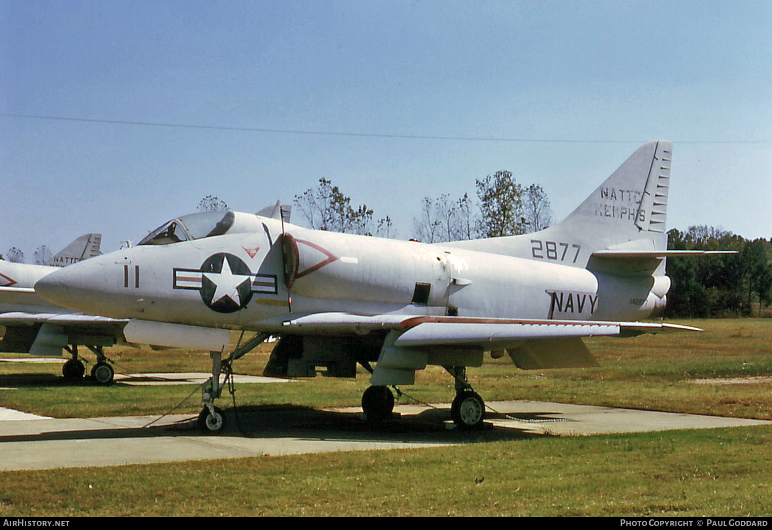 Aircraft Photo of 142877 / 2877 | Douglas A-4B Skyhawk (A4D-2) | USA - Navy | AirHistory.net #587410