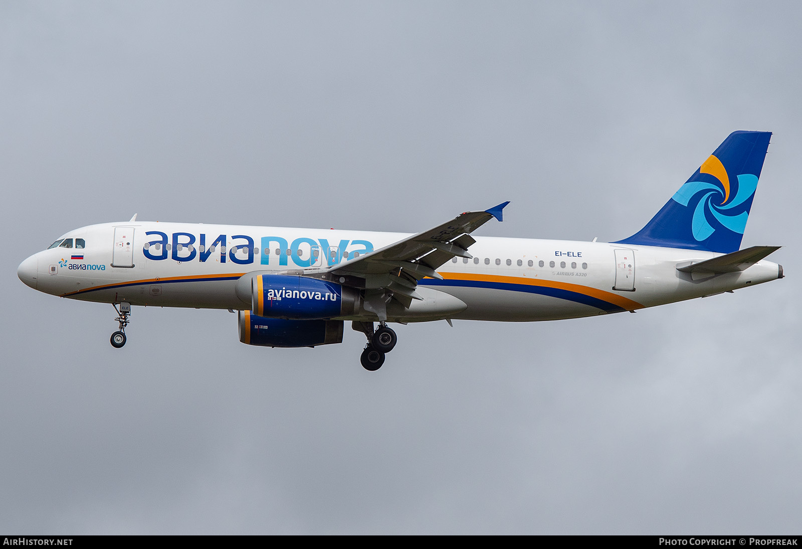 Aircraft Photo of EI-ELE | Airbus A320-232 | Avianova | AirHistory.net #587471