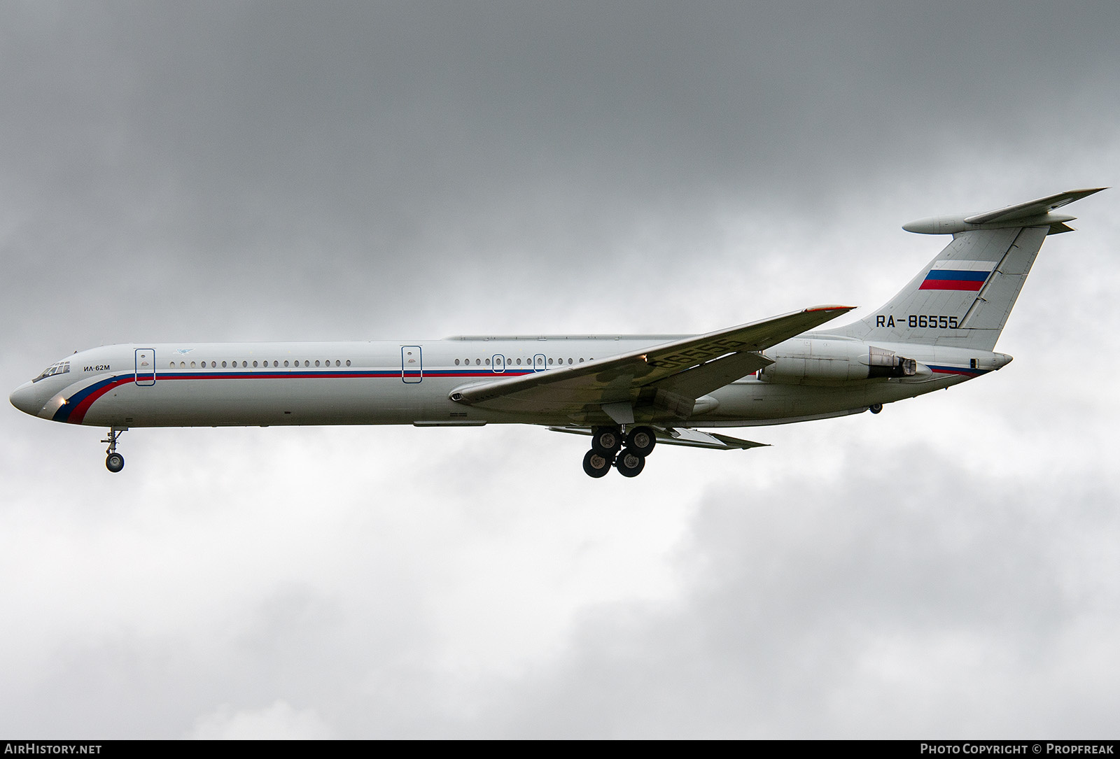 Aircraft Photo of RA-86555 | Ilyushin Il-62M | Russia - Air Force | AirHistory.net #587491