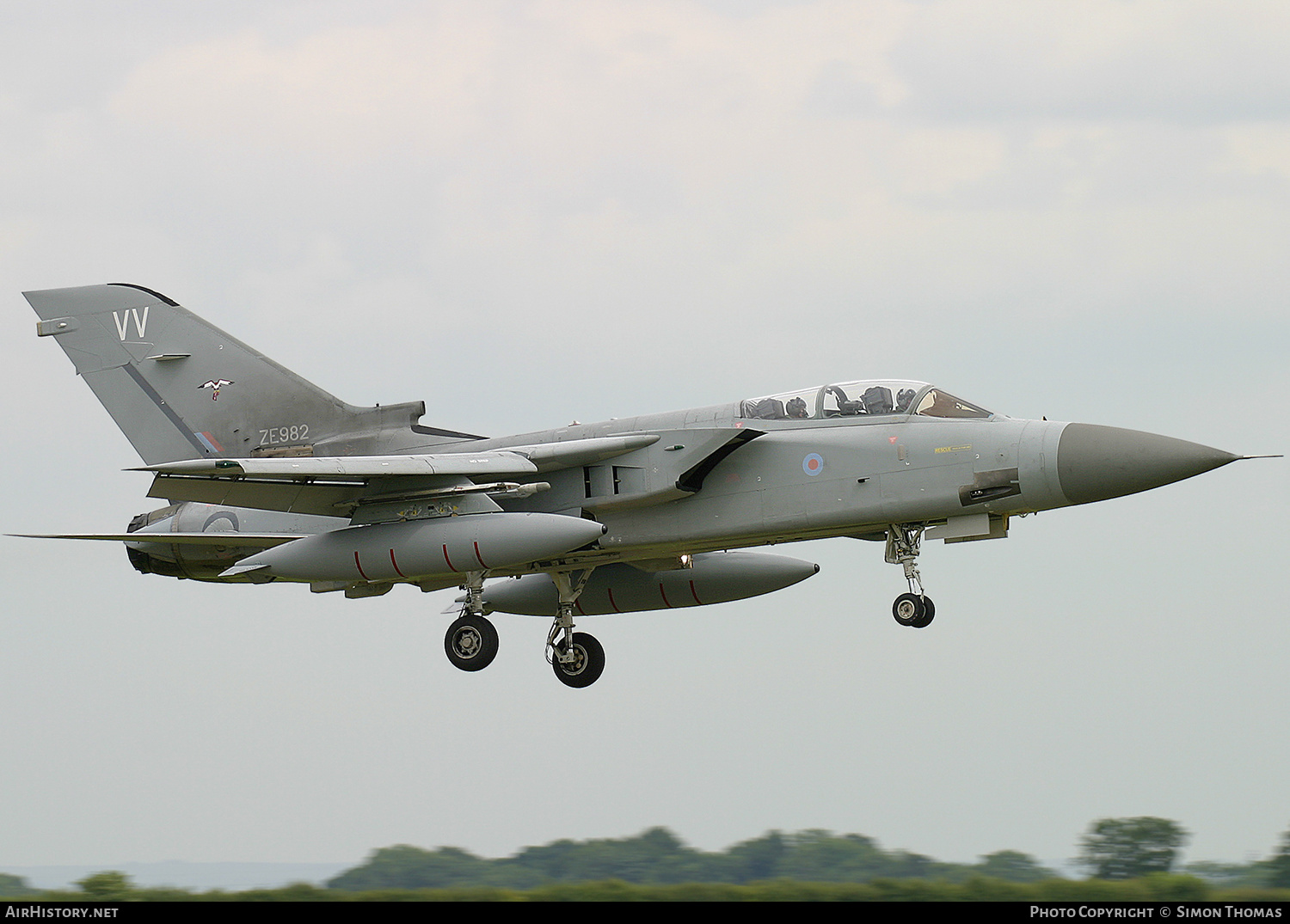 Aircraft Photo of ZE982 | Panavia Tornado F3 | UK - Air Force | AirHistory.net #587587