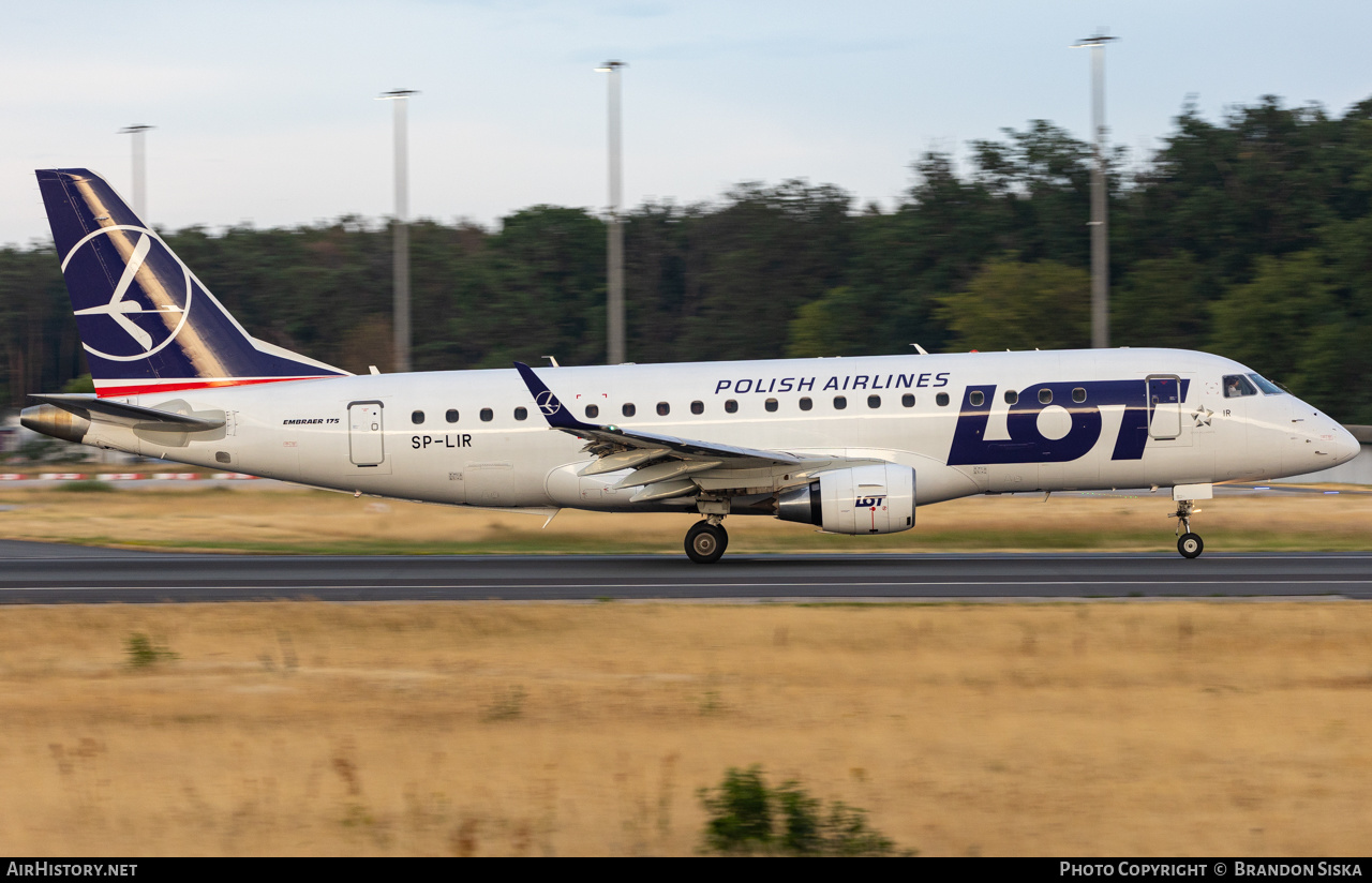 Aircraft Photo of SP-LIR | Embraer 175STD (ERJ-170-200STD) | LOT Polish Airlines - Polskie Linie Lotnicze | AirHistory.net #587694