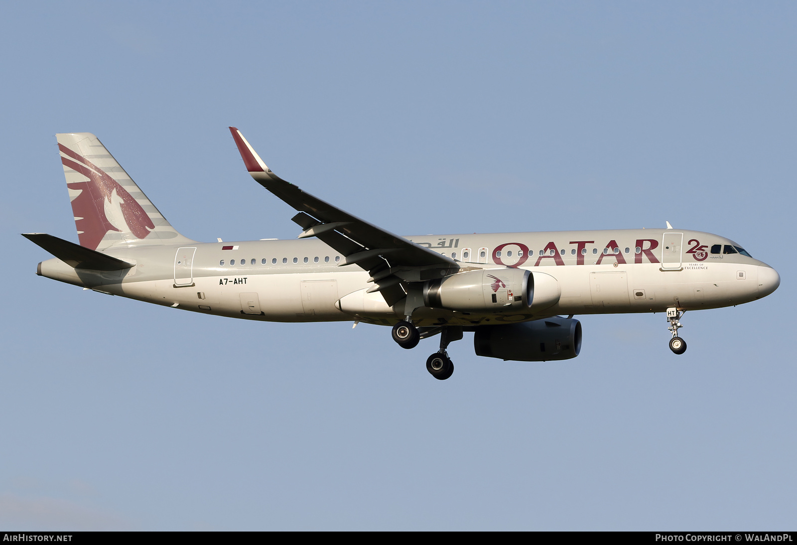 Aircraft Photo of A7-AHT | Airbus A320-232 | Qatar Airways | AirHistory.net #587703