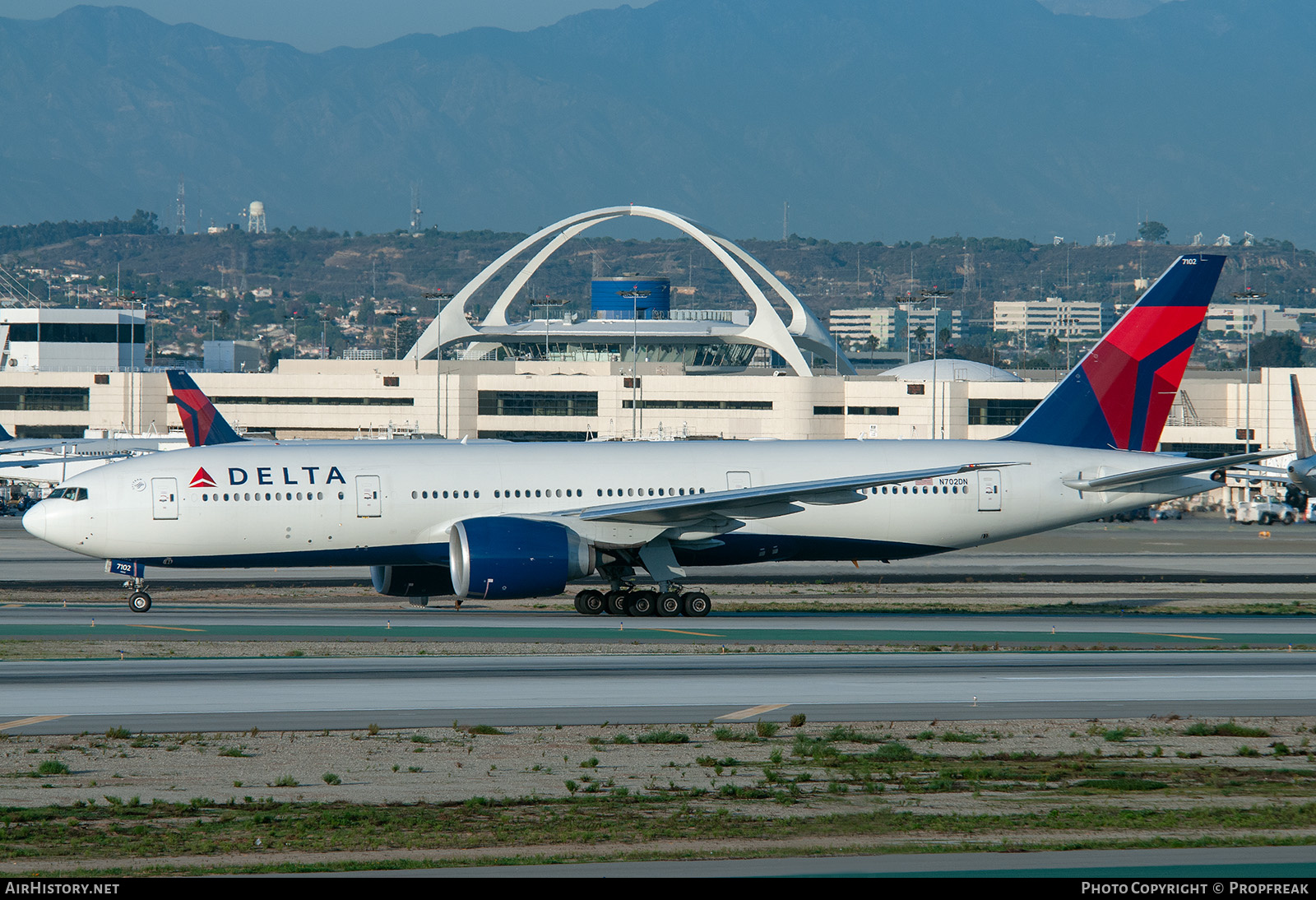 Aircraft Photo of N702DN | Boeing 777-232/LR | Delta Air Lines | AirHistory.net #587725