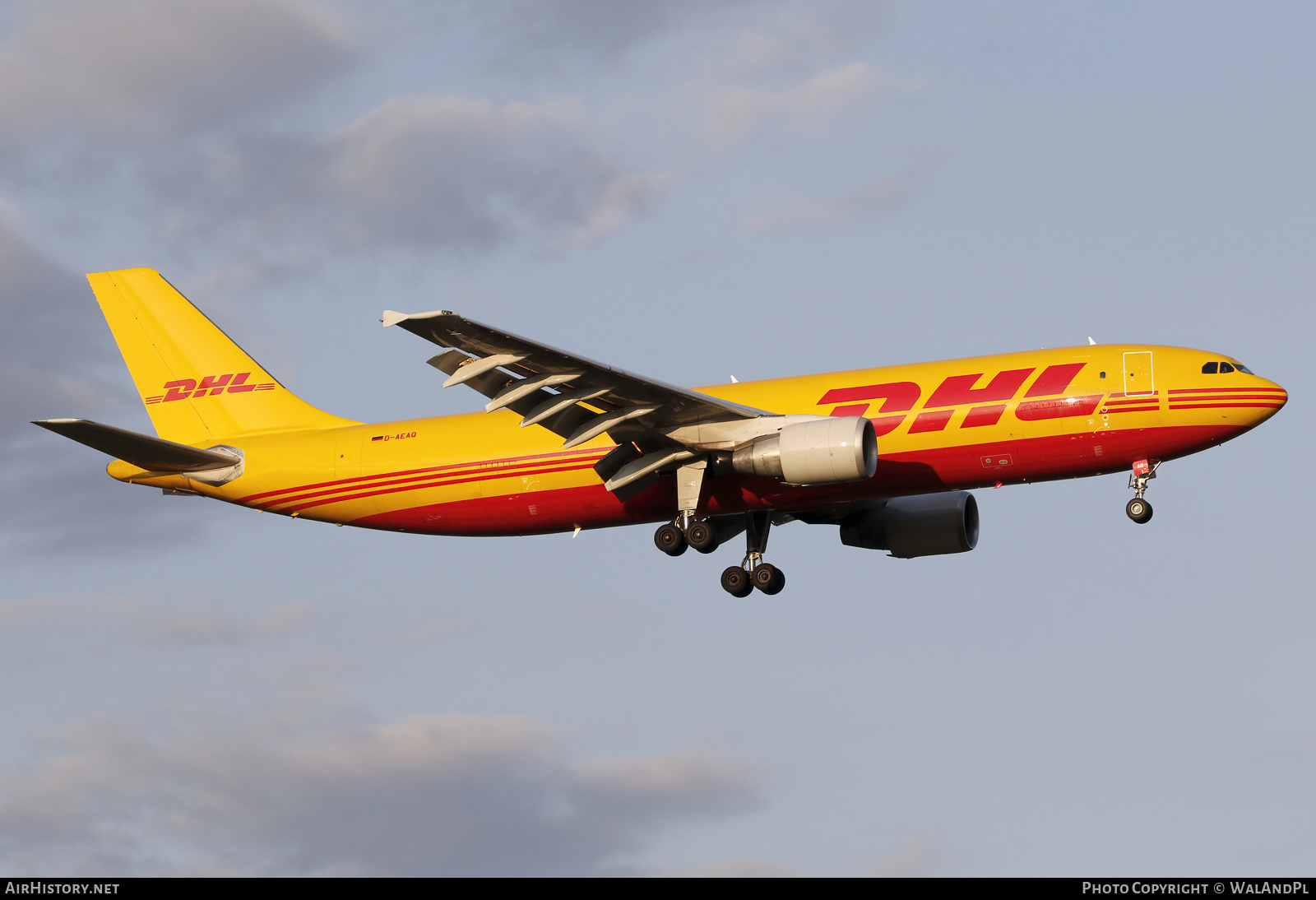 Aircraft Photo of D-AEAQ | Airbus A300B4-622R(F) | DHL International | AirHistory.net #587729