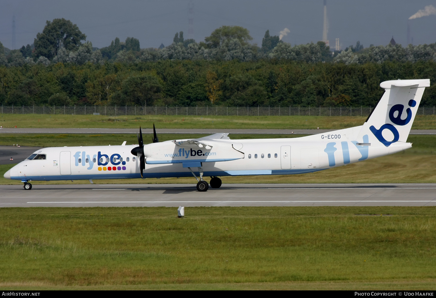 Aircraft Photo of G-ECOO | Bombardier DHC-8-402 Dash 8 | Flybe | AirHistory.net #587736