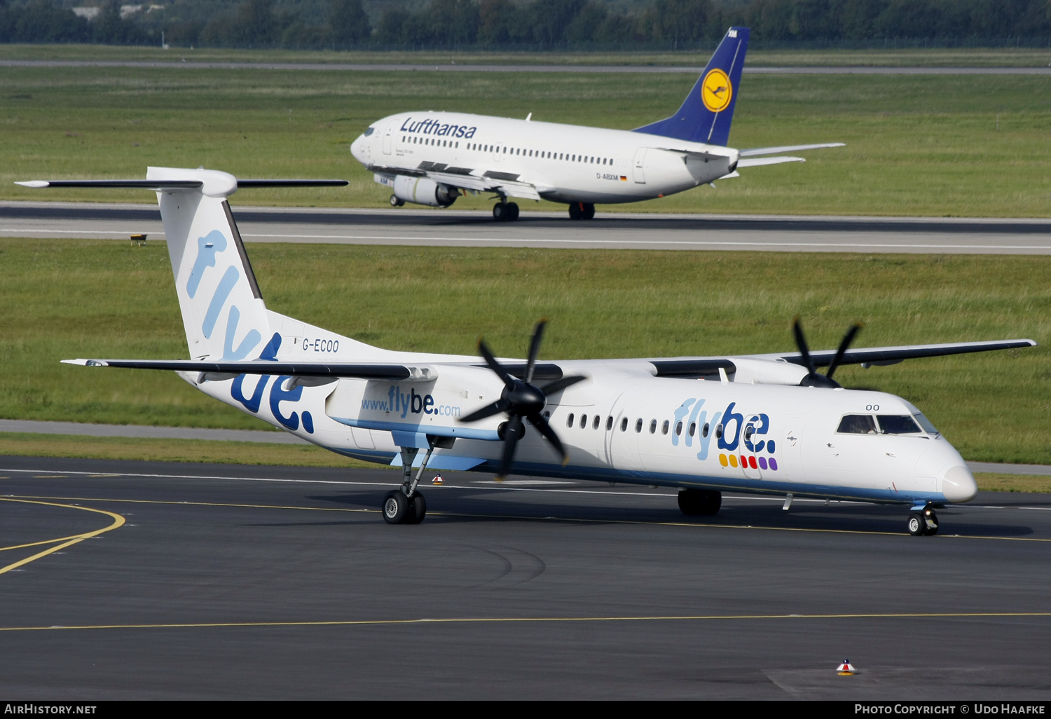 Aircraft Photo of G-ECOO | Bombardier DHC-8-402 Dash 8 | Flybe | AirHistory.net #587815