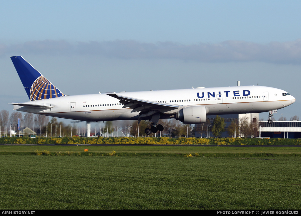 Aircraft Photo of N77014 | Boeing 777-224/ER | United Airlines | AirHistory.net #587844